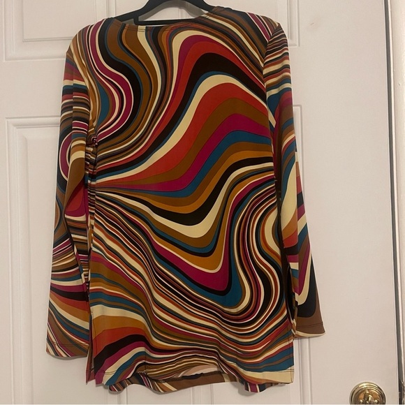 ❤️2/$15 or 3/$21❤️ CSC Studios Retro Swirled Long Sleeve Top, Size XS - Picture 2 of 13